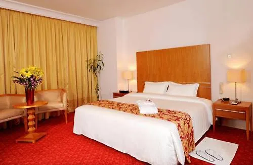 Golden Tulip Dalma Plaza Hotel Abu Dzabi 4*,  Egyesült Arab Emírségek